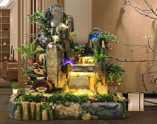 Hòn non bộ được sử dụng nhiều loại đèn để chiếu sáng